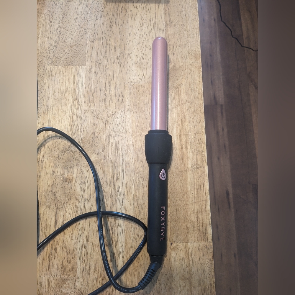Limited Edition Curling Wand